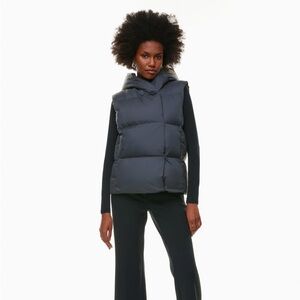 Babaton The Duvet Puffer Vest XXS